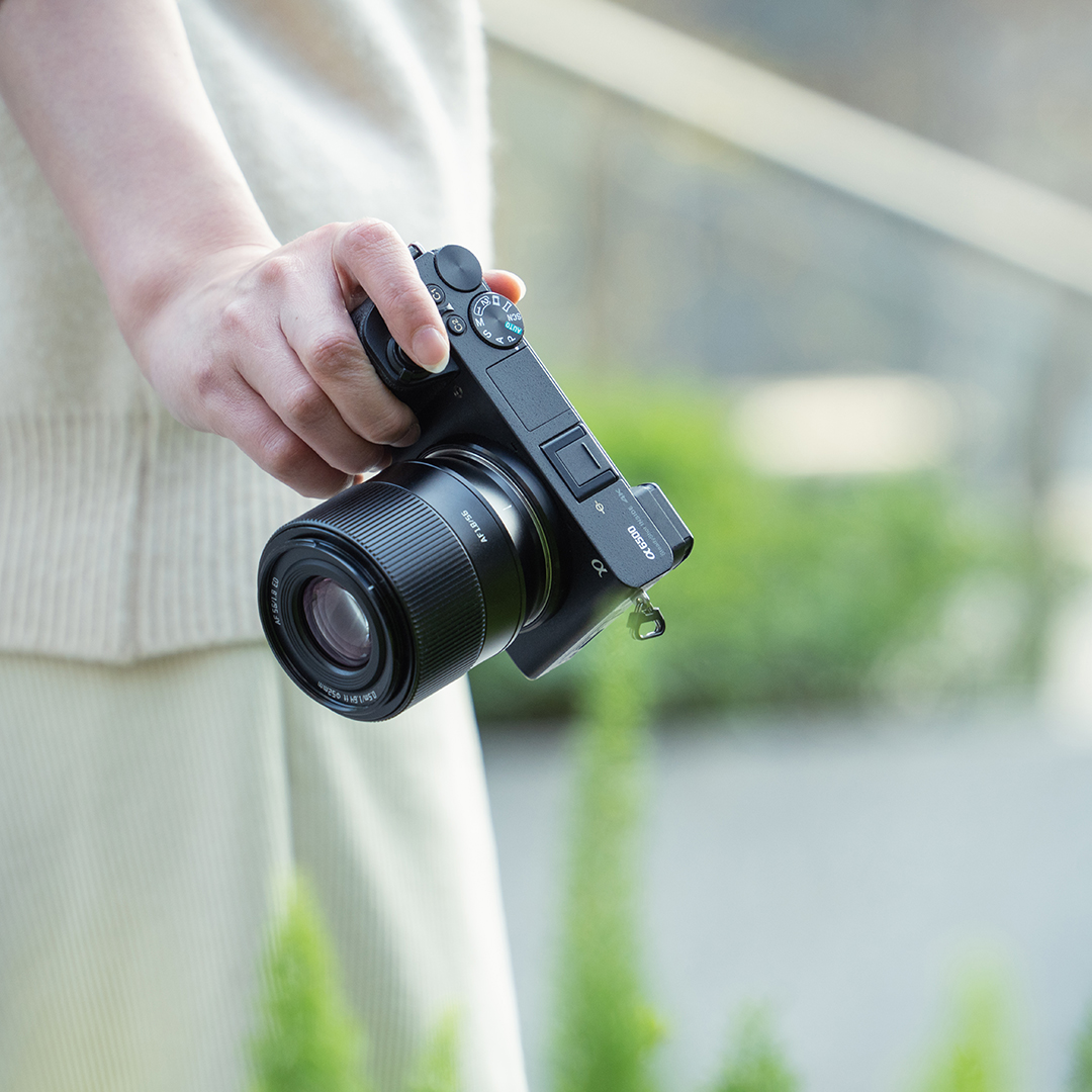 Ống Kính TTArtisan AF 56mm F1.8 – Ống Portrait Tự Động APS-C Khẩu Độ Lớn Cho Sony E Fuji X Nikon Z - Image 5